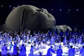 2021东京奥运会开幕式，这些图片告诉你是多么的恐惧和压抑图片