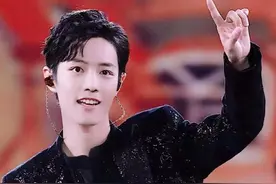 24岁入圈，28岁成名，跌入低谷并成功逆袭，他就是部大男主戏图片