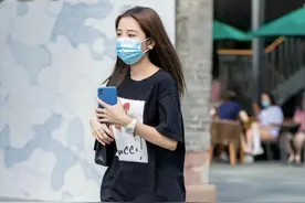 10套oversized T恤穿搭示范 实穿时髦又凉快图片