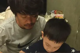 王宝强首曝和儿子相处细节，打破非亲生传言，儿子和妈妈关系很好图片