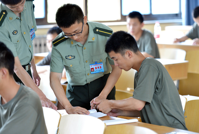 去外地上大学要不要迁户口，别等毕业才知道，聪明的学生早有准备