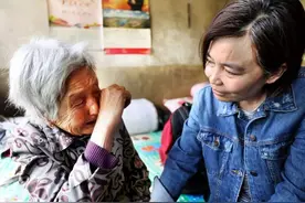 “养女儿没压力，老了还有女婿养老”，过来人感叹，难过在后头图片