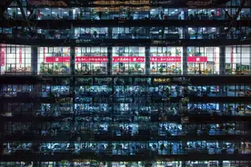 京东用了18年，把自己变成基础设施图片