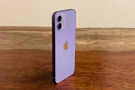 为什么很多人宁愿多花500元，也要买128GB的iPhone 12？图片