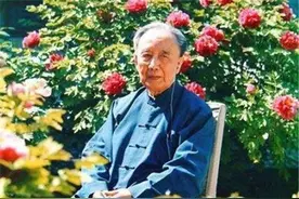 司母戊鼎叫了那么多年，为何被叫错了名字？郭沫若“认”错了字图片