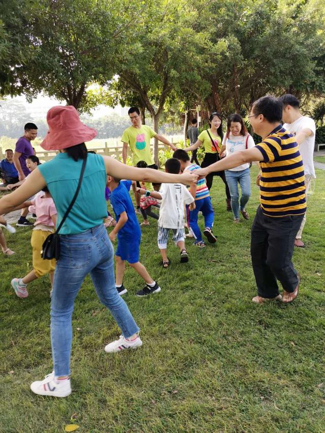 �ǳ��������ӻ������������ͬѧ�����С��Ӫ�����ó��󻷾�