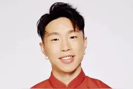 烧饼自曝离开德云社的原因，郭德纲热泪盈眶显意外，曹云金后悔吗图片