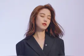 半藏森林再次营业晒出大量私照，男友视角下的样子，这谁能受得了图片