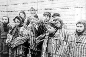 老天有眼！这支干过种族灭绝，生灵涂炭的恶魔军队，最终被团灭图片