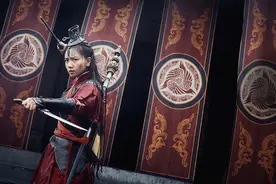 新版《封神榜》上映，特效精湛，全程打斗，妲己惊艳，故事一般图片