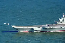 今后5年唯一舰载机还是33吨歼15战机，海军早已选择重型机图片