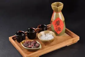 黄酒明明是好酒，为什么喝的人很少？爱喝酒的人说出了实情图片