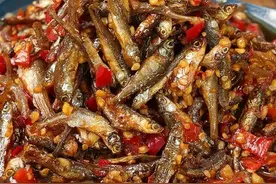 不一样的鱼肉菜谱，香辣小鱼干，做法简单，美味营养，吃不够图片