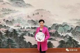 王丽达斩获中国戏剧表演艺术最高奖图片