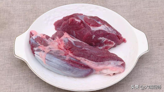 牛腩是哪个部位的肉（肉贩就知道是内行人）