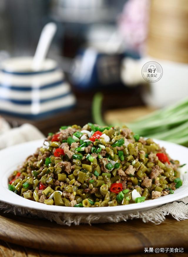 泡菜肉末营养丰富，做法简单，开胃下饭的原因原来在这里