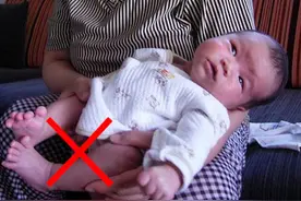 老人代代相传的“育儿经”，可能是育儿谣言，新手爸妈别一听就信图片