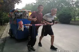 2小伙带只小狗徒步去西藏，一路向西7千里，狗狗能受得了吗图片