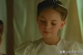 3岁女儿的这场“恋爱”，青涩又甜蜜，原来低龄“爱情”也很美好图片