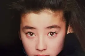 她是著名女星,14岁被亲妈逼"卖身",17岁被骗拍裸照,现在怎样了?图片