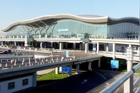中国最“接地气”的国际机场，投资330亿，名字一般人念不对？视频封面