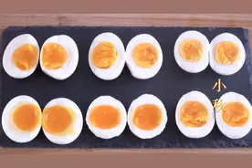 煮鸡蛋好脱壳的窍门，想吃几分熟不用碰运气，看完视频后轻松掌握图片