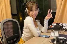 TVB6亿驸马郑俊弘婚房曝光，过千尺设录音室，老婆从小住豪宅图片