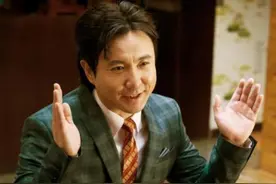他连登2次春晚，红过沈腾，后因与开心麻花解约而被人遗忘图片