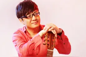 著名歌手李琛：撮合离异父母复婚失败，带泪的孝心让人动容图片