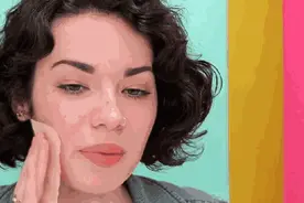 如何正确使用吸油纸？吸油纸会使毛孔变大吗？图片