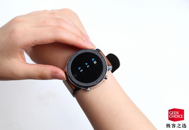 Amazfit GTR ���֣���ʱ����Ʒ磬����������ֱ����˲���ժ��