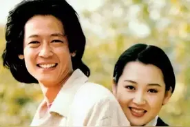 许晴爱过的3个男人，最刻骨铭心的是他，北大博士，14岁上大学图片