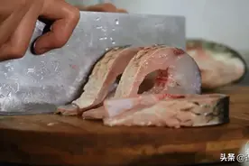 传说中的东北神菜铁锅炖烀饼子，在家也能轻松搞定图片