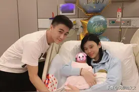 何猷君奚梦瑶早年节目曝光，全程飚英文被批太装，沙溢的反应亮了图片