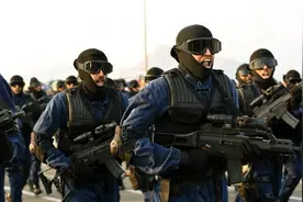 装备出众的沙特军队，一到实战就兵败如山倒，人员军工士气来背锅图片