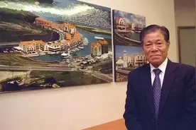 他的祖籍是广东潮汕，靠卖油漆发家，94岁时，成为新加坡首富图片