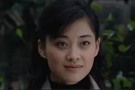 《岁月》“完美情人”许小曼：她身上隐藏四个特质，真不简单图片
