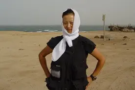 16岁参军，24岁上老山前线，40岁独闯非洲，这个女人太传奇图片