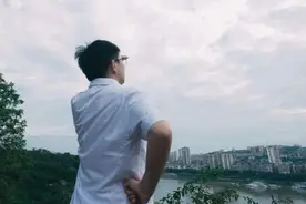 【医师节】太搞笑了！说唱MV《不当医生那七天》图片