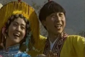 冯巩：无婚房娶初恋恩爱38年，不惧桃色诈骗，今在家被孙“欺压”图片