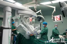 大同市五医院完成达芬奇机器人手术系统胃癌根治术图片