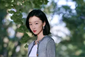 周冬雨最美短发图片