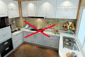 越来越多人厨房不装“一字灶台”，瞧人家这么做，干干净净又高级图片