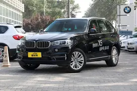 宝马X5轮毂无故开裂，影响用车安全，车主需要知道处理方法图片