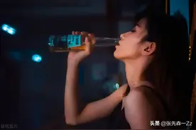 我哥不是我亲哥，是后哥，我后爸的儿子图片