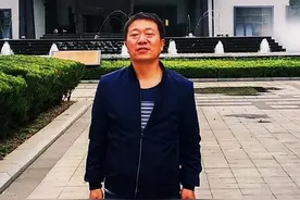 诗歌《一束光》郭奋勇图片