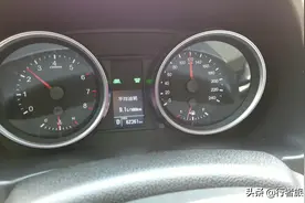 尴尬了一路上高速服务区都不能加油，差点搁半道上图片