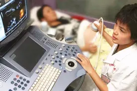 还有一个月生产，孕妈肚子突然变小怎么回事？原来是虚惊一场视频封面