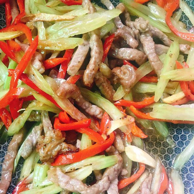 家里条件再差也要给孩子吃它，每周吃2次，补钙健脑，长高个