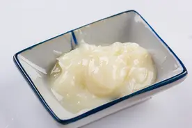 外国人常吃的“黄油”，是什么油？为何我国很少吃？对身体好吗？图片